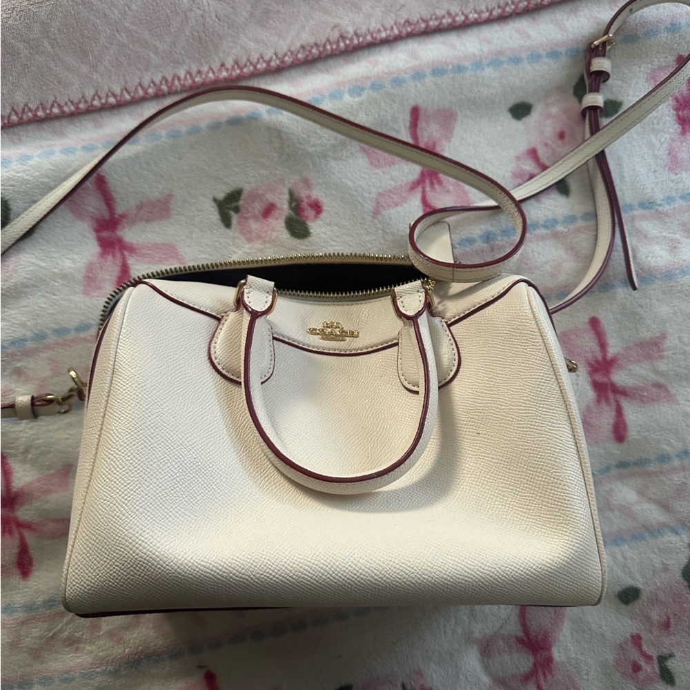Coach White Leather Handbag